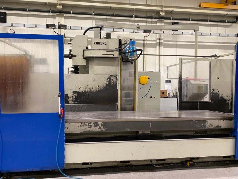 CNC bedmilling machine - KiHEUNG KNC U 1000 3600 x 1250 x 1600 Auto index head & ATC 6283 =Mach4met