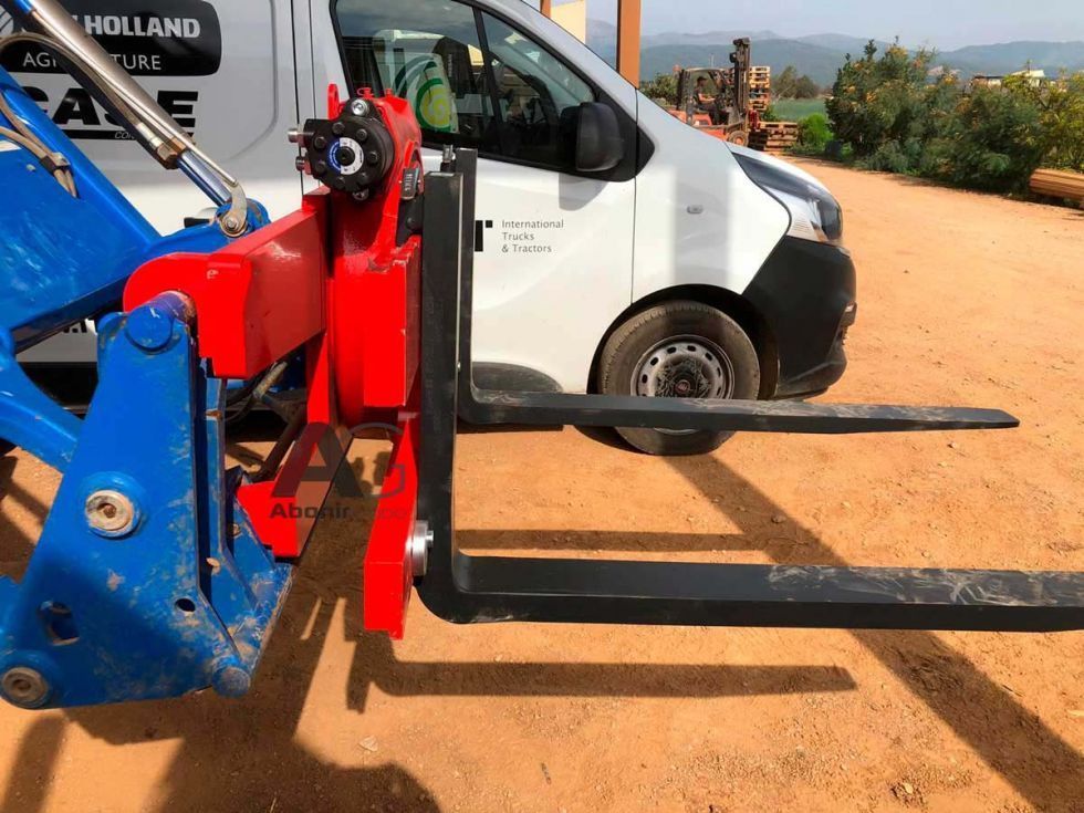 Volteador Hidráulico con Montaje EURO de 2.500Kg de Capacidad y 360º de Giro para Tractores