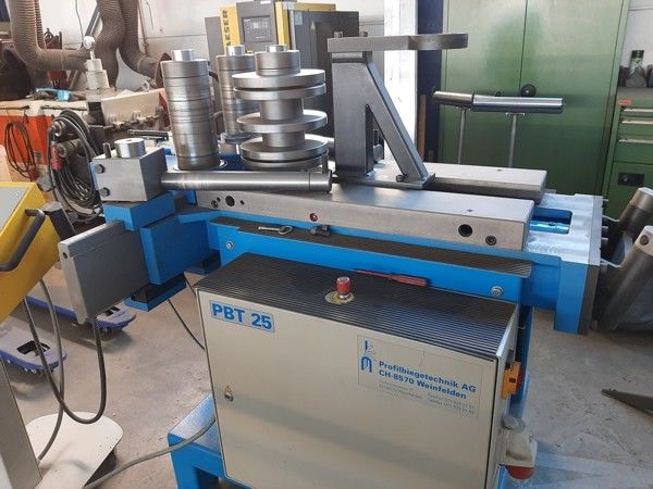 PBT - INDUMASCH 25 Profile bender 25 Ton stroke X = 265 mm 6371 = Mach4metal