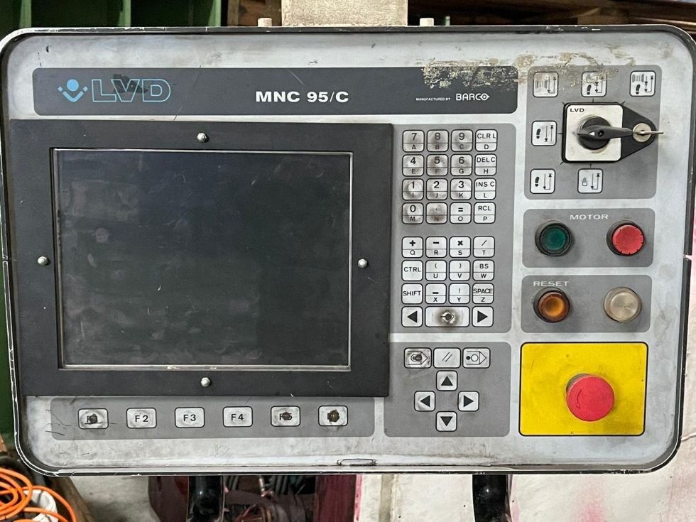 Press brake LVD - PPEB 220/40 MNC95 CNC Hydraulic 4000 x 220 Ton mm 6409 = Mach4metal