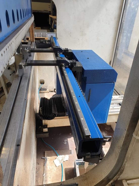 TRUMPF - TrumaBend V85S CNC Pressbrake 2550 x 85 T - 6 Axis 6513 = Mach4metal