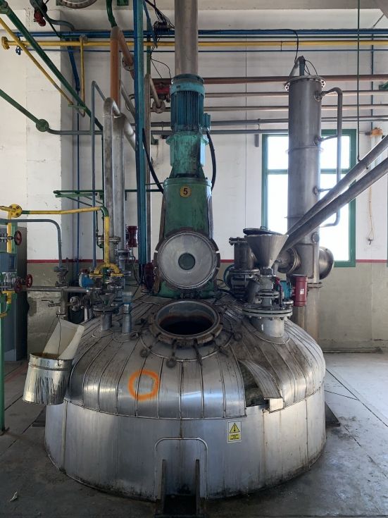 Reactor acero inoxidable 14.000 litros con agitacion y media caña de segunda mano