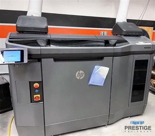 Impresora 3D y estación de procesamiento