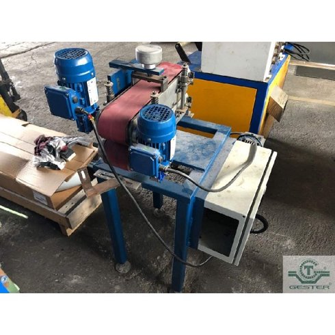 Carro de extrusión