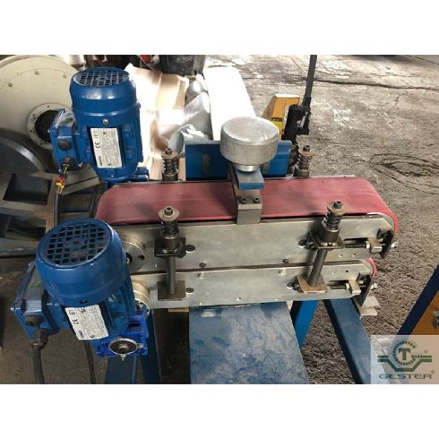 Carro de extrusión