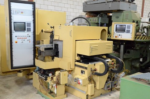 Rectificadora sin Centros HERMINGHAUSEN SR40 III CNC #4503