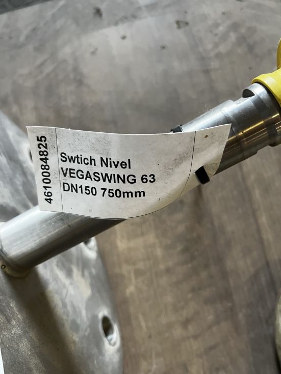 Interruptor vibratorio con tubo de prolongacion para liquidos vegaswing 63 sin uso