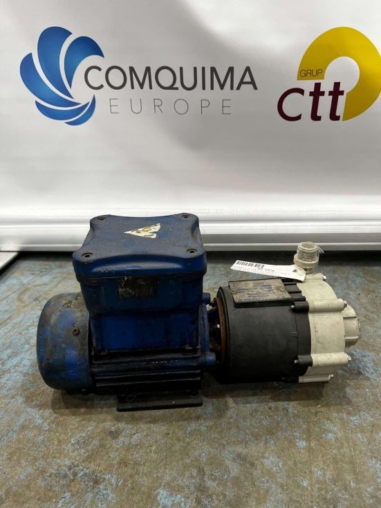 Bomba centrifuga tecnium bkmkc 4.9 de segunda mano