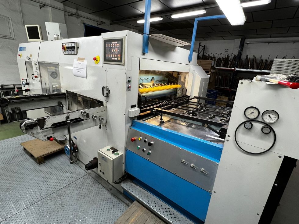 Troqueladora autom�tica