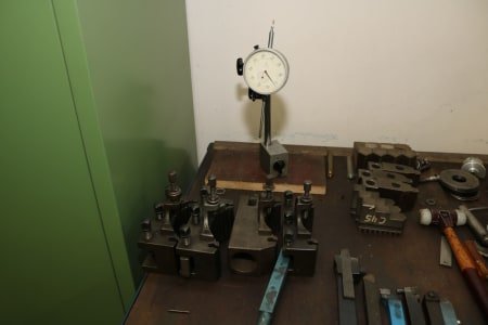 Segunda mano Trolley with Lathe Accessories - usado / segunda mano en venta