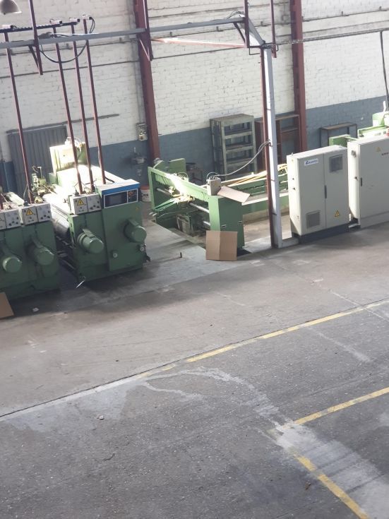 Maquina casemaker 2200