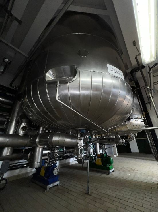 Reactor maivisa acero inoxidable 12.000 litros con agitacion y media caña de segunda mano
