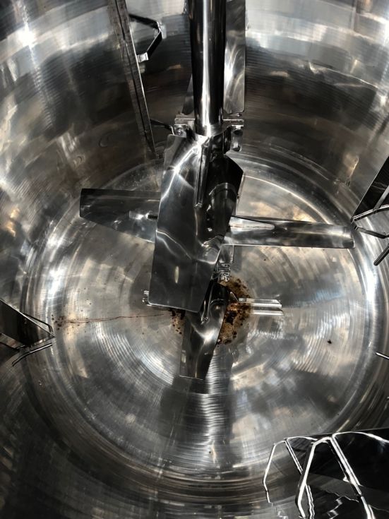 Reactor maivisa acero inoxidable 12.000 litros con agitacion y media caña de segunda mano