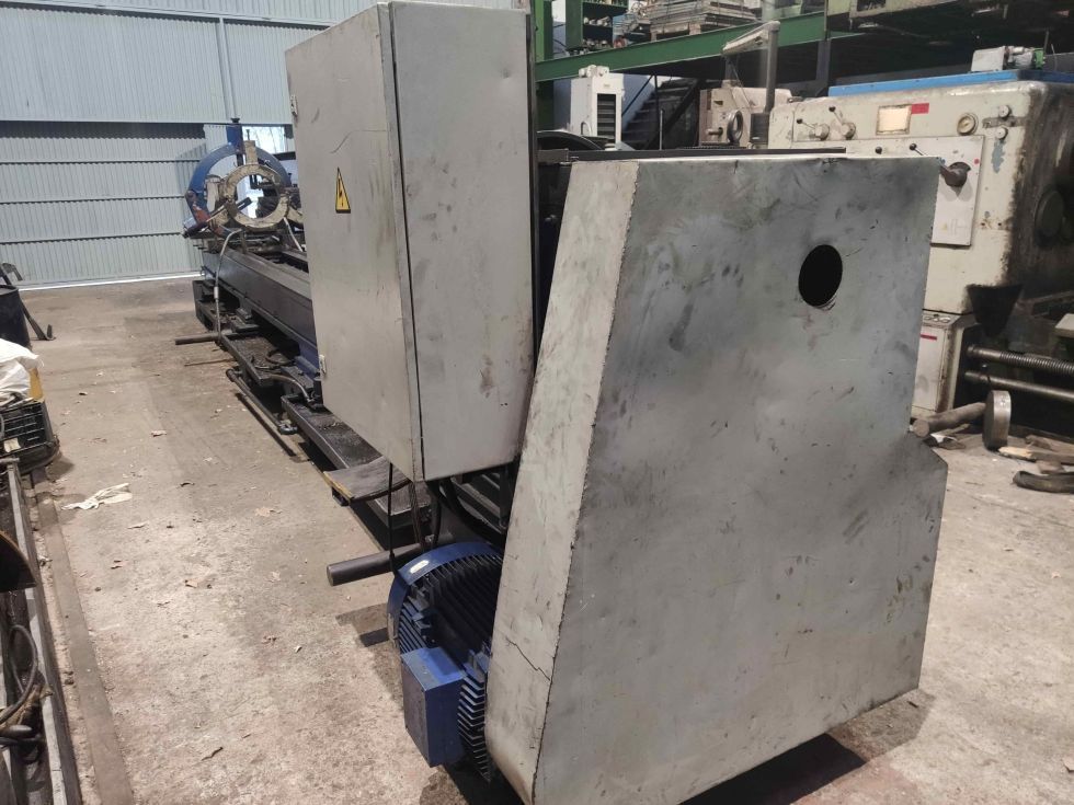 Torno Echea de 820x6000