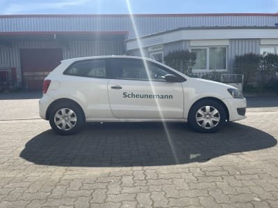 VOLKSWAGEN Polo Car