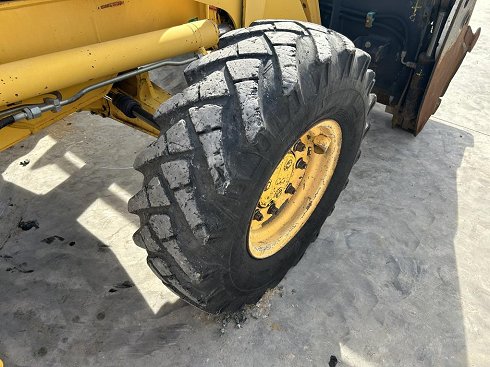 RETROCARGADORA MIXTA KOMATSU WB93R-2