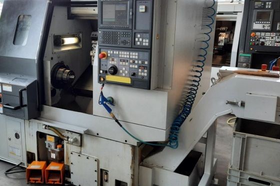 CNC Lathe with c-axis MORI SEIKI - CL 2000 AM