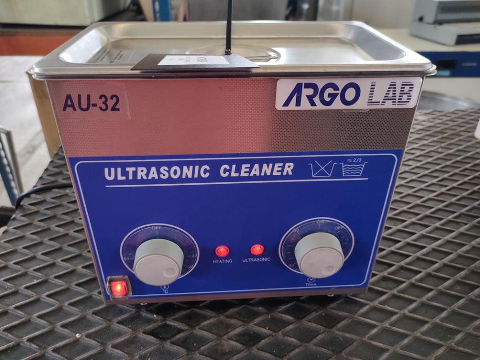 Bañera de limpieza por ultrasonidos
