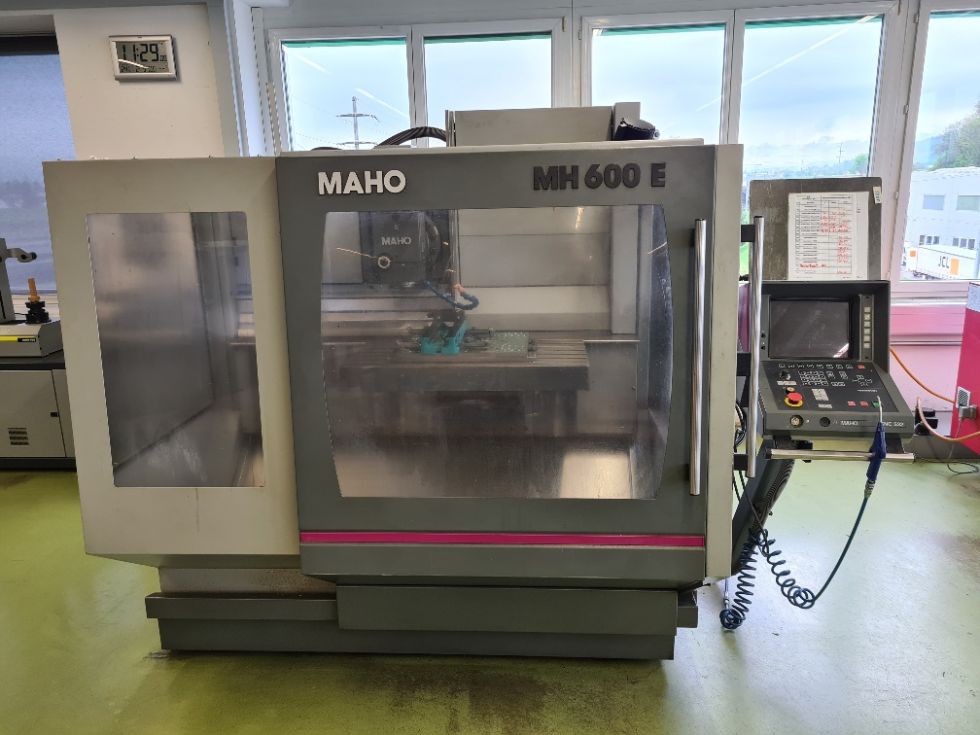 3-axis CNC machine (VMC) DECKEL MAHO - MH600E MACH-ID 7672