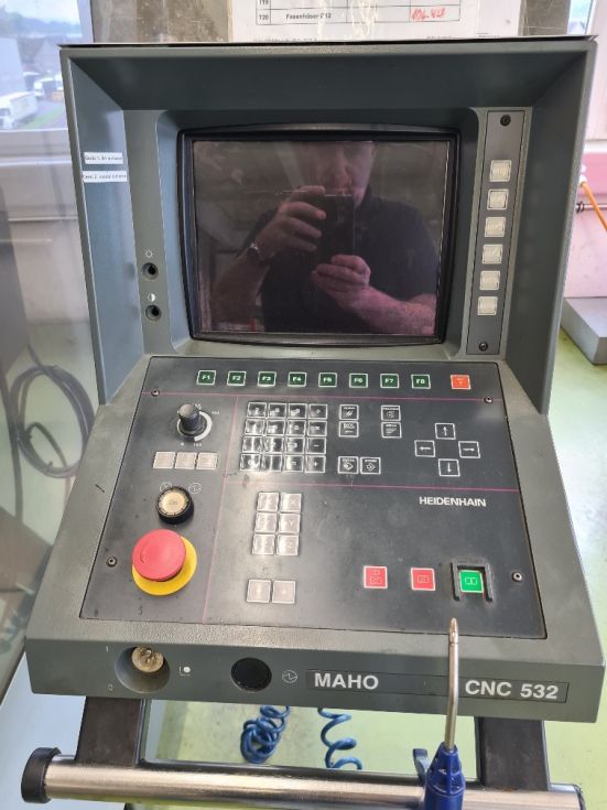 3-axis CNC machine (VMC) DECKEL MAHO - MH600E MACH-ID 7672