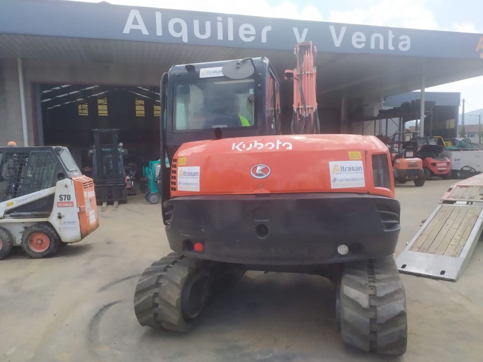 Miniexcavadora 8 t