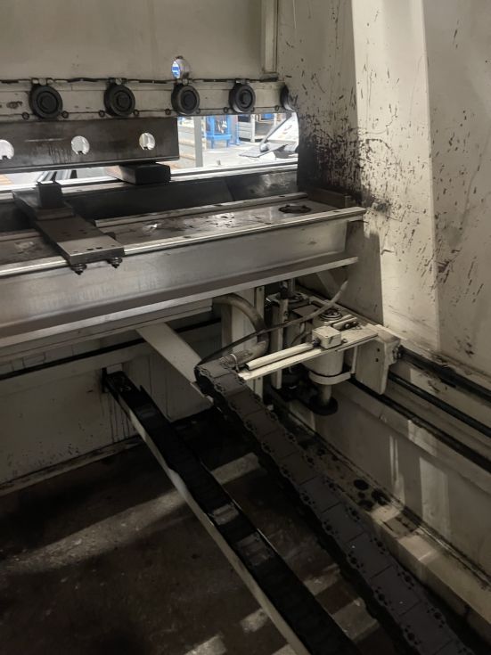 LVD - PPEB-H 400/2750 CNC Pressbrake