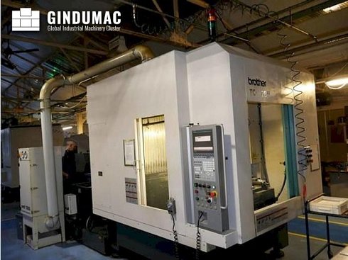 Centro de máquina vertical Brother TC-32 BN QT
