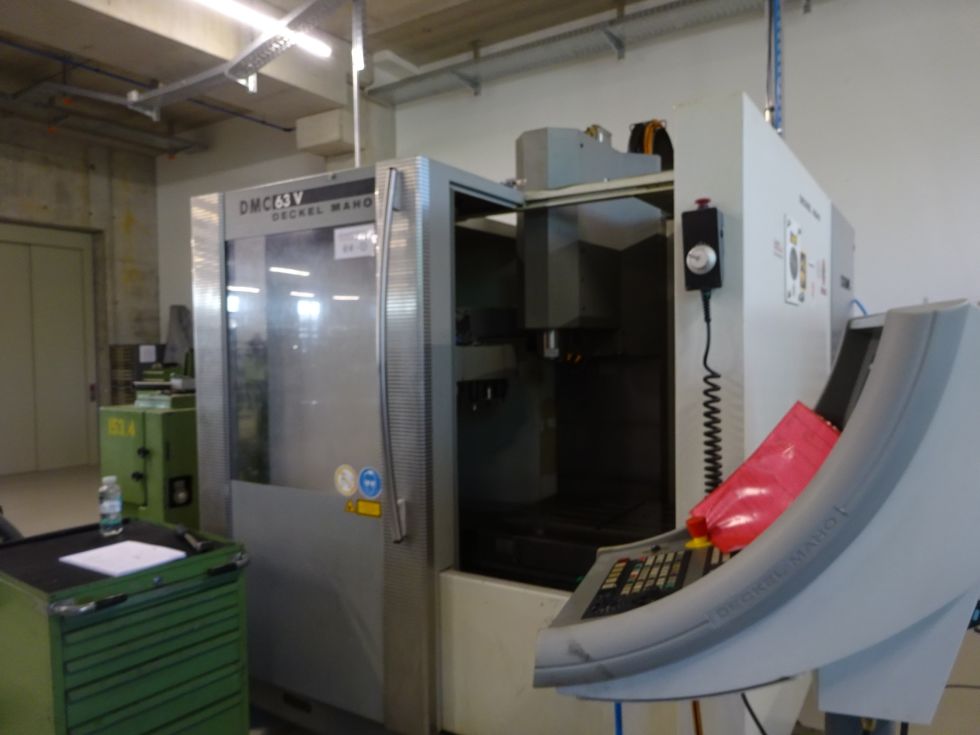 3-axis CNC machine (VMC) DECKEL MAHO - DMC 63V