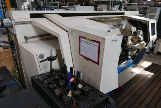 Teach-in lathe VDF BOEHRINGER - DUS 560 Ti MACH-ID 7734 Make: VDF BOEHRINGER Type: DUS 560 Ti Contro