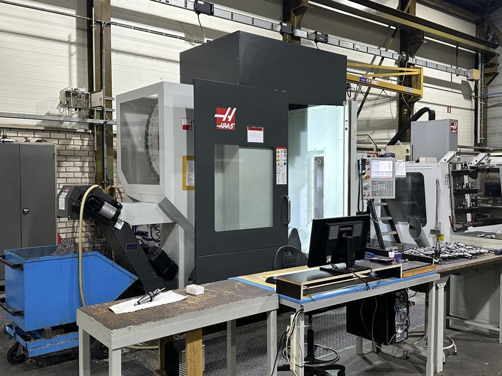 5-axis CNC machine (VMC) Haas - UMC-750 MACH-ID 8501 Make: Haas Type: UMC-750 Control: HAAS Year: 20