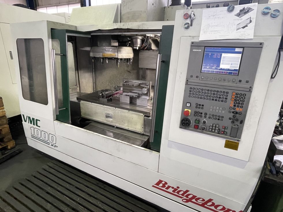 3-axis CNC machine (VMC) BRIDGEPORT - VMC 1000 XP