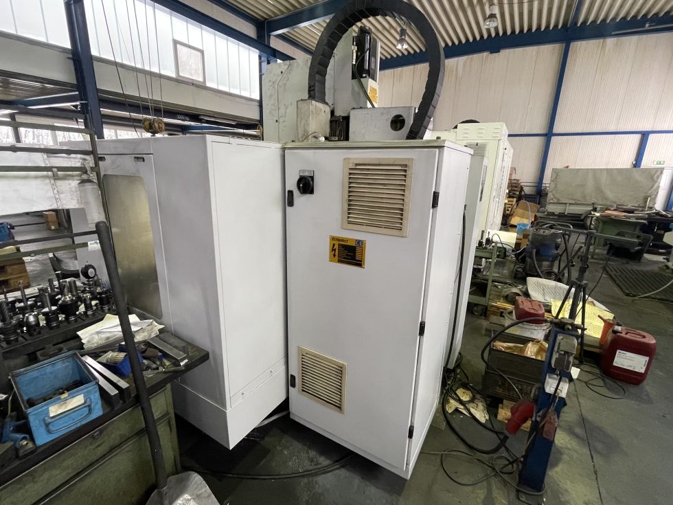 3-axis CNC machine (VMC) BRIDGEPORT - VMC 1000 XP