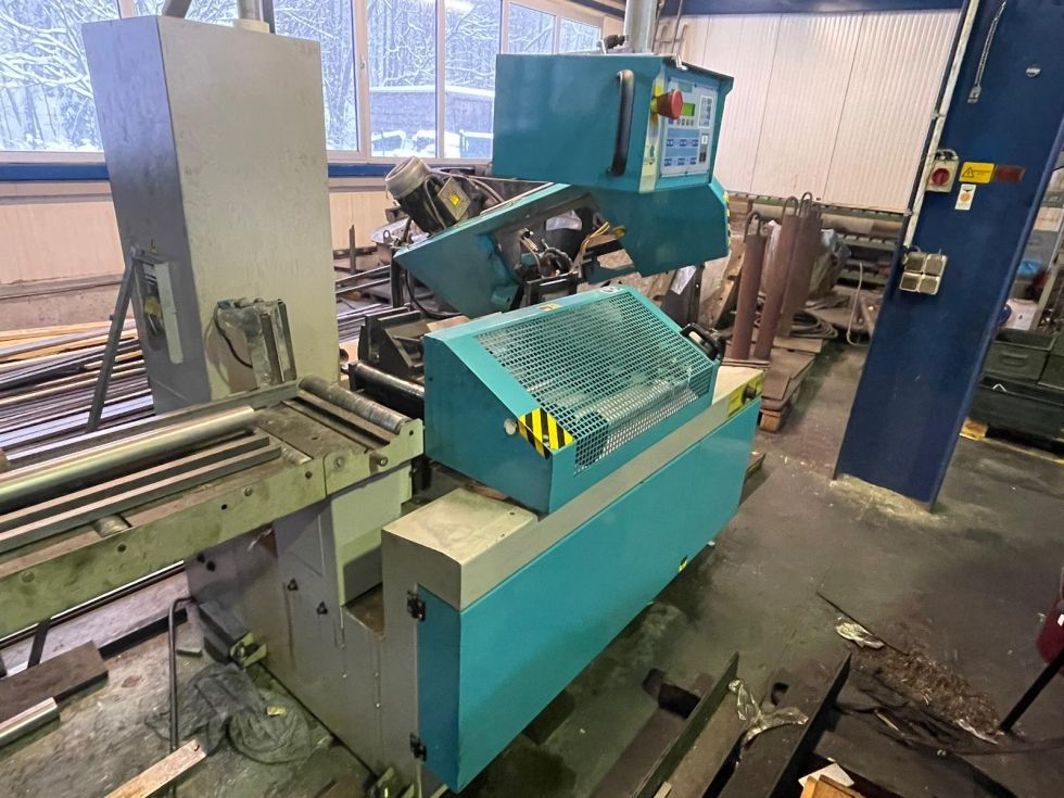 Band saw GBS 230 VA-1 NC MACH-ID 8526 Type: GBS 230 VA-1 NC Year: 2004