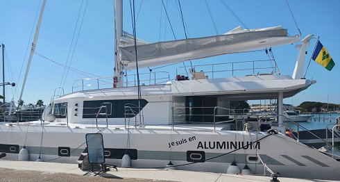 Catamaran à voile de 22,20 m de eslora