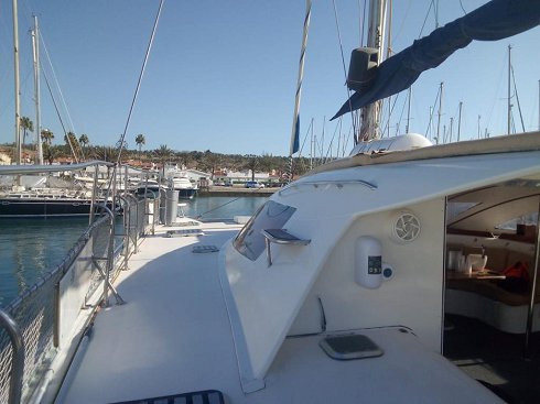 Catamaran à voile de 14,58 m de eslora