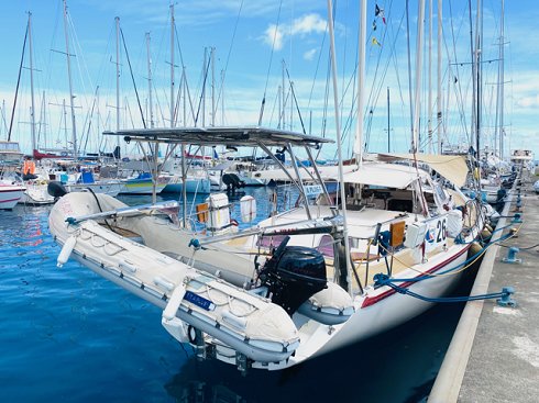 Velero de viaje de 16,40 m de eslora