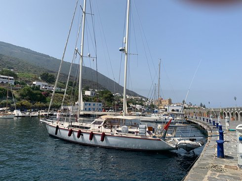 Velero de viaje de 16,40 m de eslora