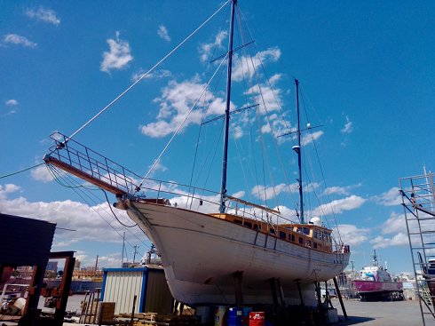 Velero de viaje de 19,15 m de eslora