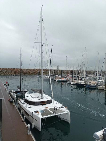 Catamaran à voile de 13,30 m de eslora