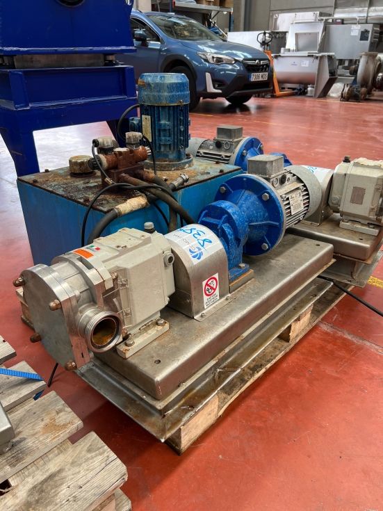 Bomba lobular omac b220 6200 u 2,2 kw de segunda mano