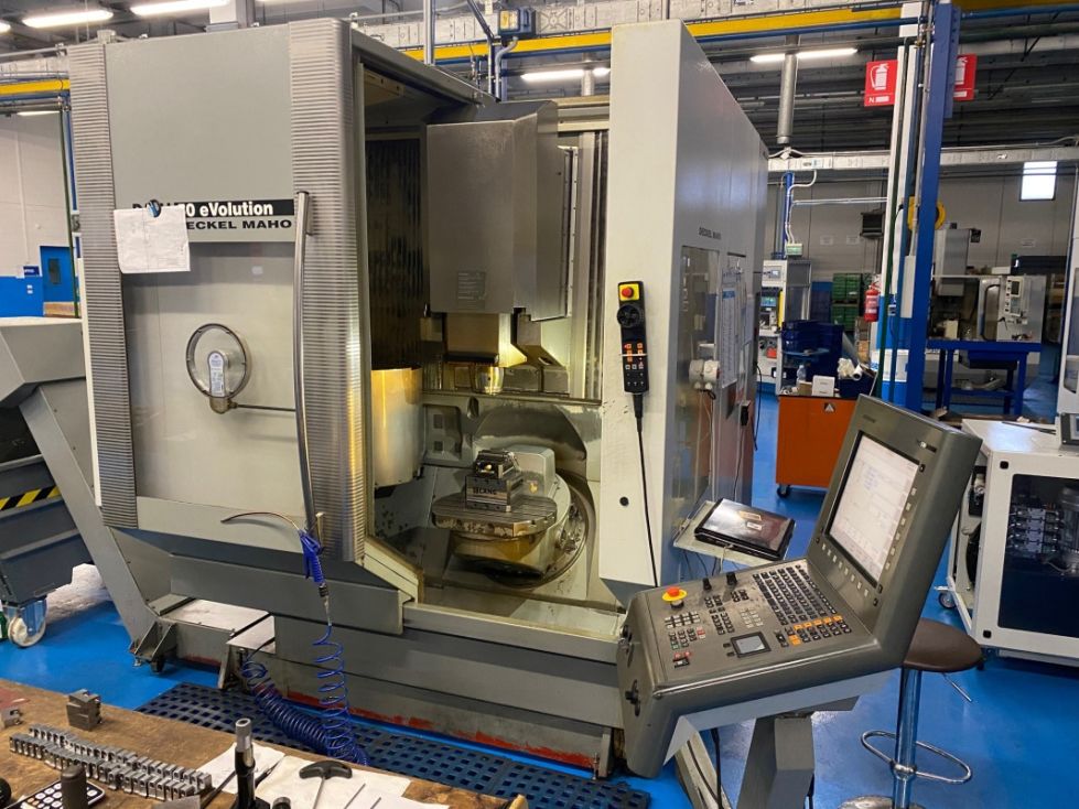 5-axis CNC machine (VMC) DECKEL MAHO - DMU 50 eVolution MACH-ID 8549 Make: DECKEL MAHO Type: DMU 50