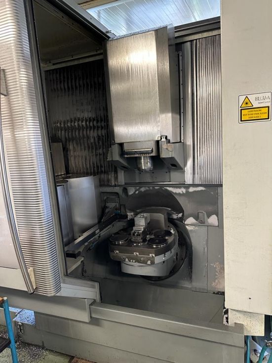 5-axis CNC machine (VMC) DECKEL MAHO - DMU 50 eVolution MACH-ID 8549 Make: DECKEL MAHO Type: DMU 50