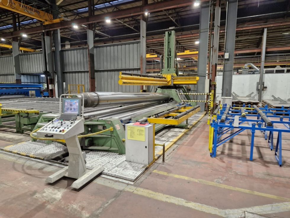 4 roll plate bender FACCIN - 4HEL 6144 MACH-ID 8550 Make: FACCIN Type: 4HEL 6144 Control: CNC CONTRO