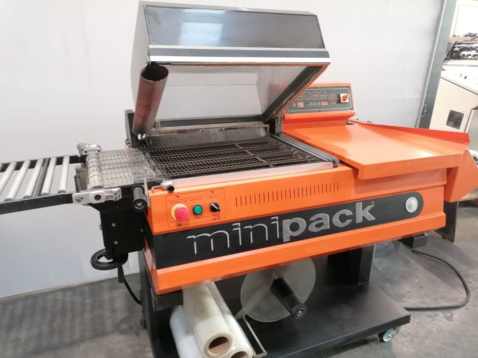 Retractiladora Minipack FM76