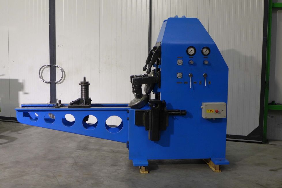 Flanging and dishing machine PULLMAX KUMLA - F13C MACH-ID 8557 Make: PULLMAX KUMLA Type: F13C Year: