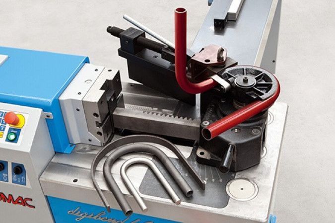 Plegadora horizontal DIGIBEND 400 CNC