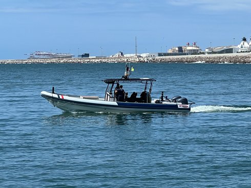 Semirrígida de 10,80 m de eslora