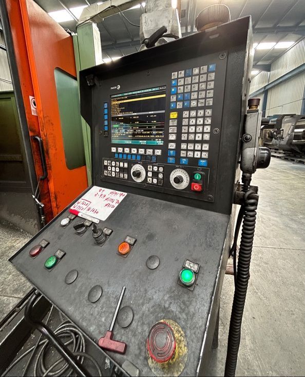 Torno Vertical CNC