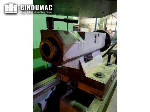 Torno MONFORTS KNC6 x 2000