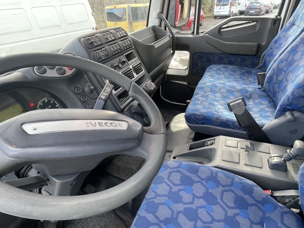 Camion caja abierta